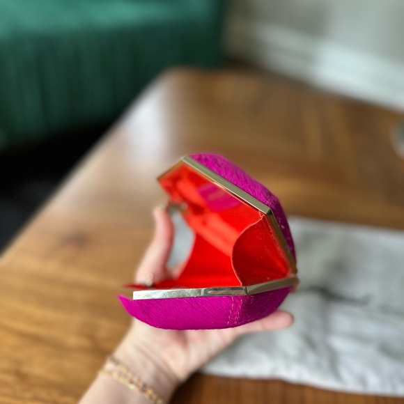 Brian Atwood Rare Neon Pink Geometric Runway Clutch Wristlet - Picture 8 of 12